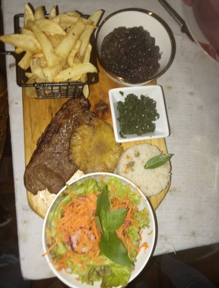 Bife da Casa servido no PALMEIRAS